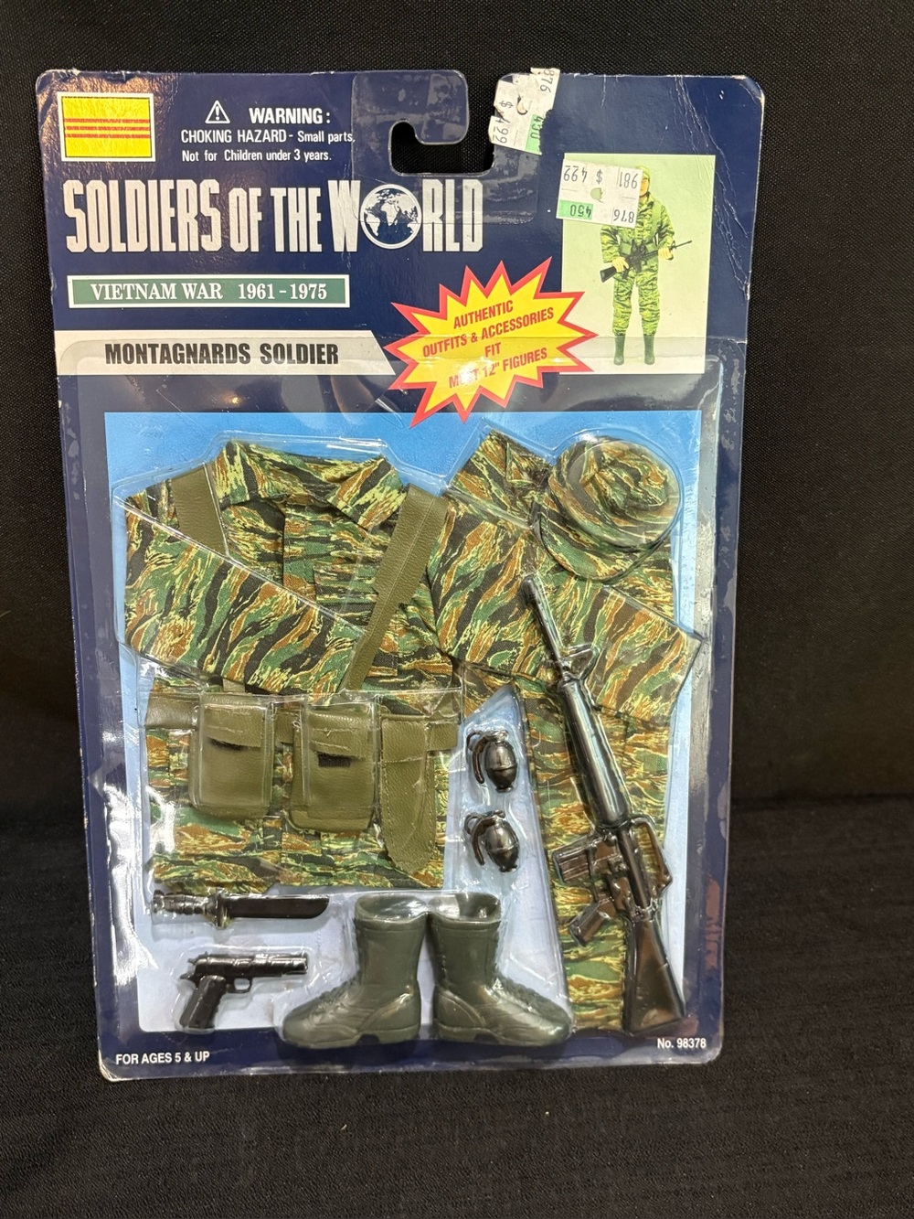 1998 Soldiers of the World Vietnam War 1961-1975 Montagnards Soldier Uniform/acc